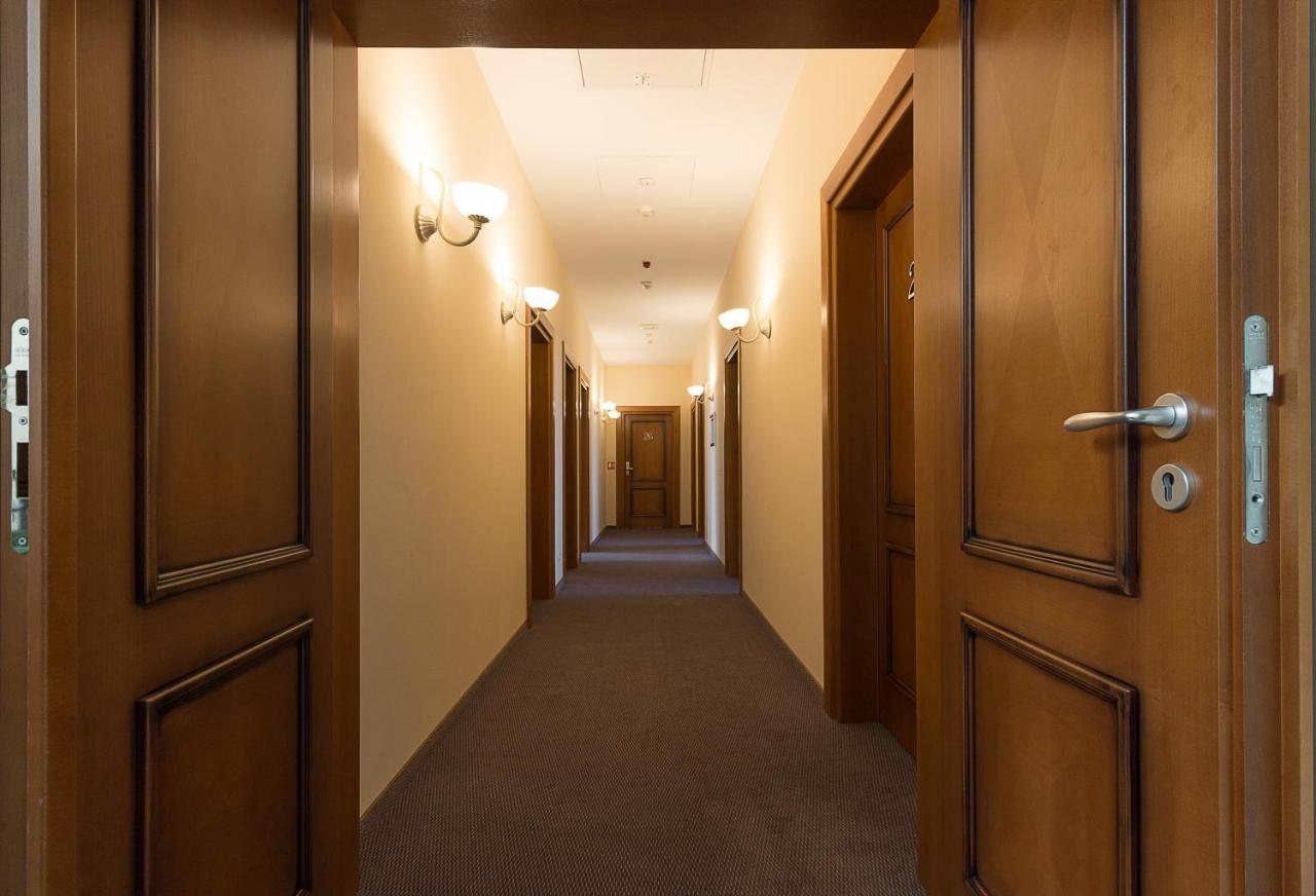 Hotel Maroon Zagrzeb Zewnętrze zdjęcie