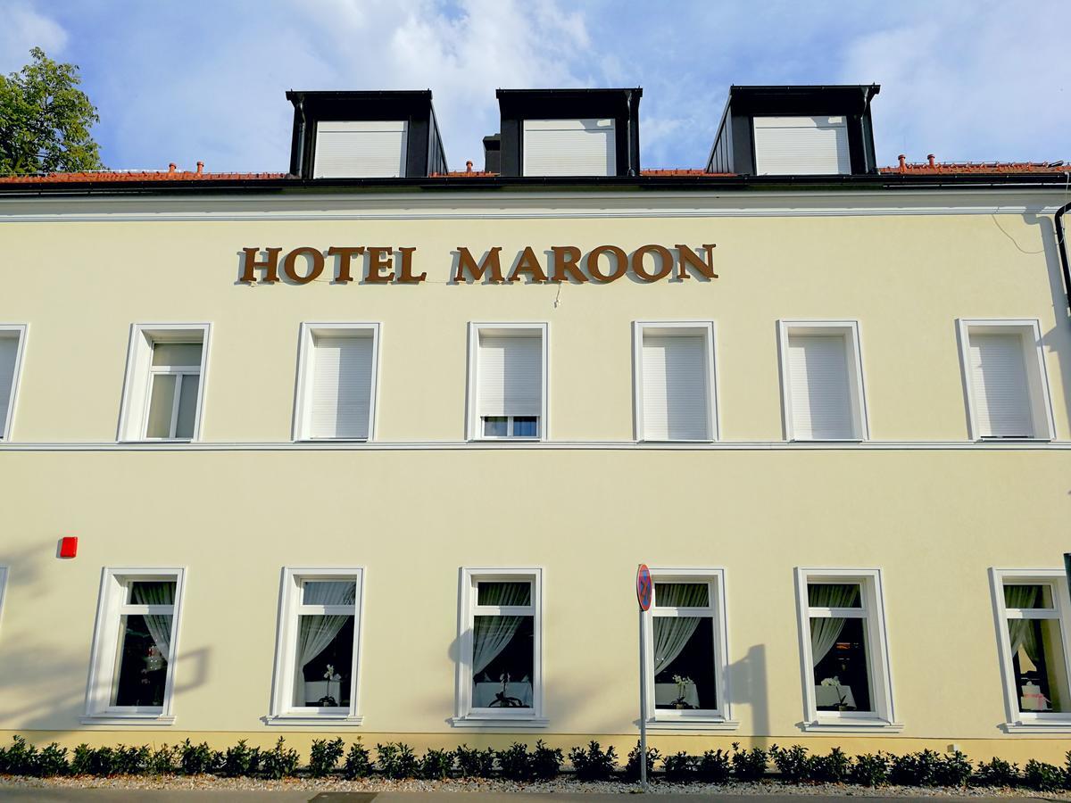Hotel Maroon Zagrzeb Zewnętrze zdjęcie