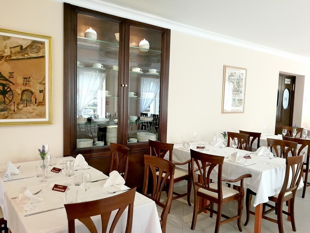 Hotel Maroon Zagrzeb Zewnętrze zdjęcie