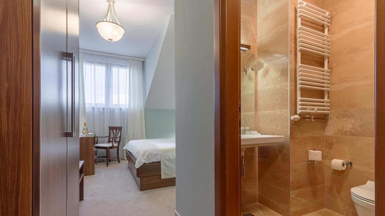 Hotel Maroon Zagrzeb Zewnętrze zdjęcie