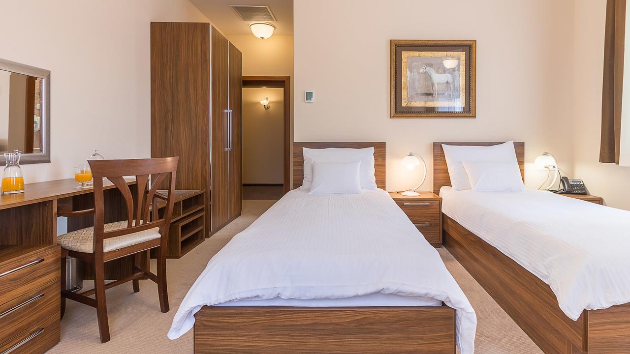 Hotel Maroon Zagrzeb Zewnętrze zdjęcie