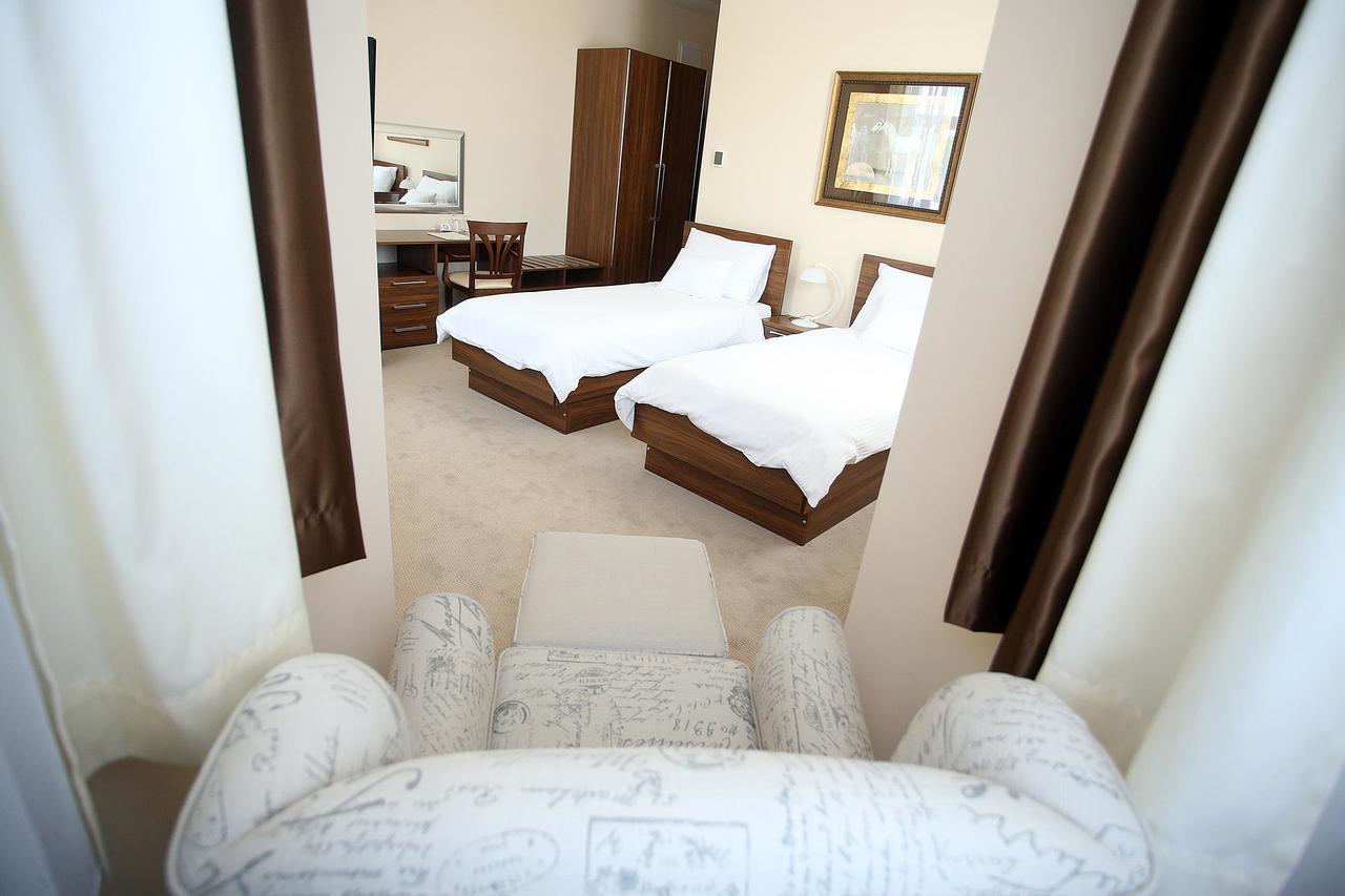 Hotel Maroon Zagrzeb Zewnętrze zdjęcie