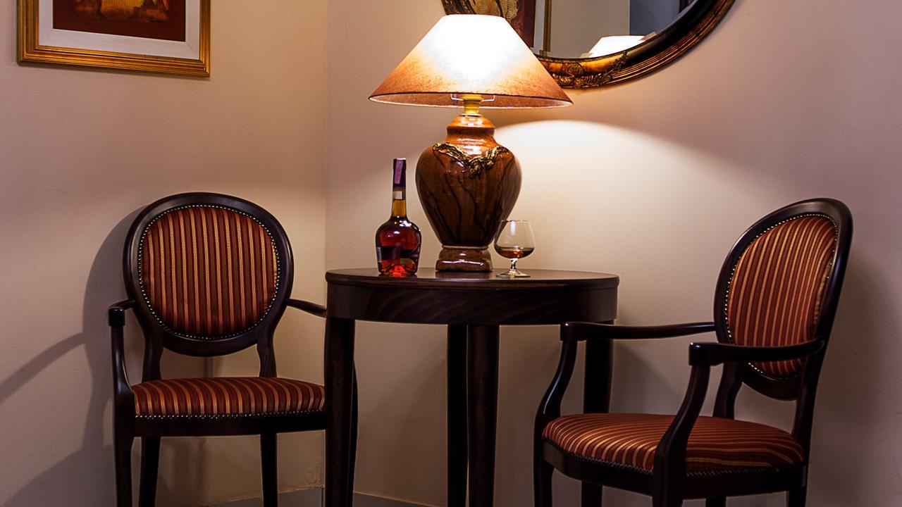 Hotel Maroon Zagrzeb Zewnętrze zdjęcie